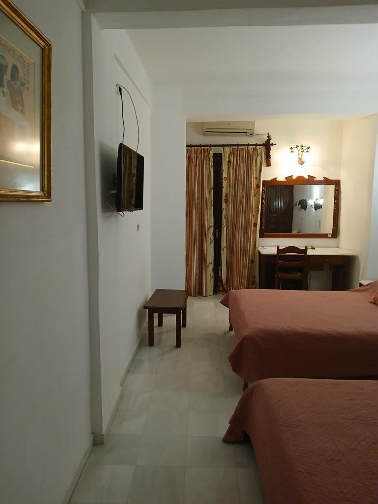 Hotel Villa Orsa Skiathos Town Exterior foto