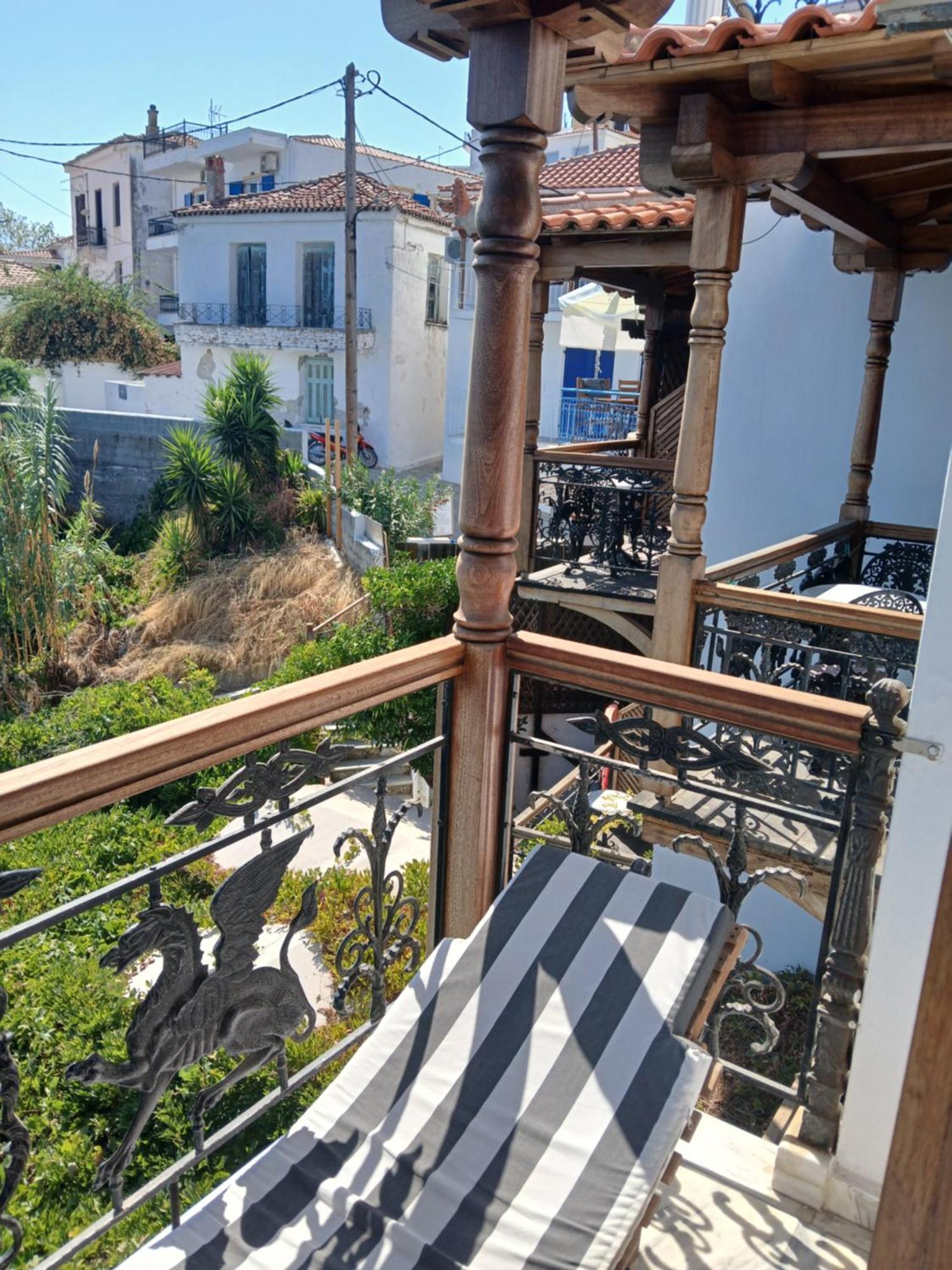 Hotel Villa Orsa Skiathos Town Exterior foto