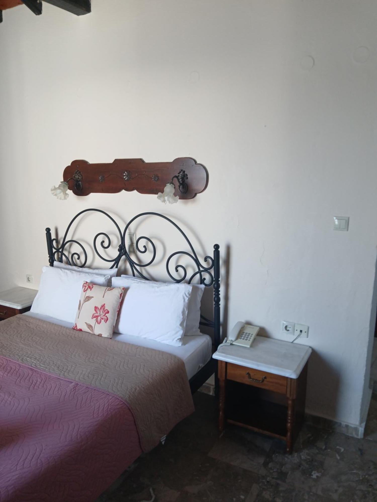 Hotel Villa Orsa Skiathos Town Exterior foto